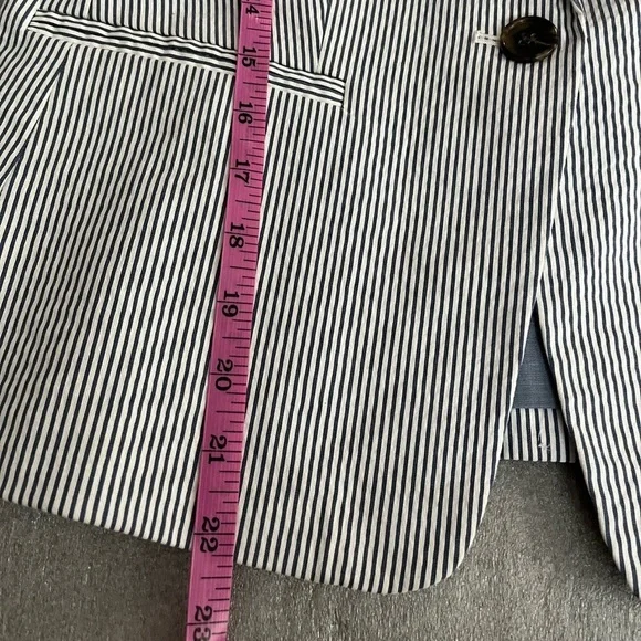 [6]Ann Taylor Navy and White Striped Cotton Blend Light Blazer - Picture 11 of 12